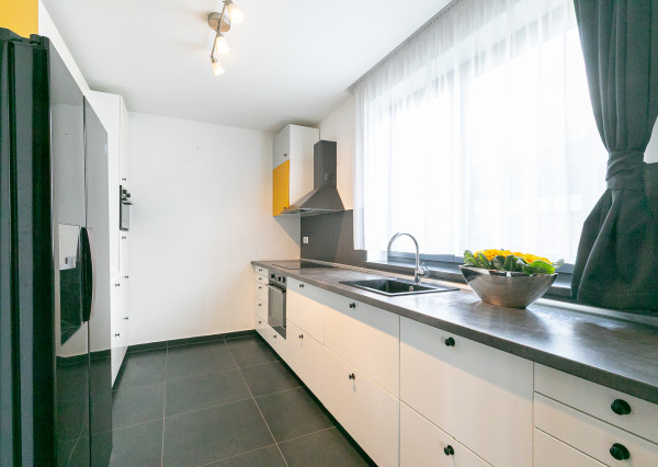 PRAKTICKÝ 5izb-rod.dom s bazénom v obľúbenej časti Malaciek.