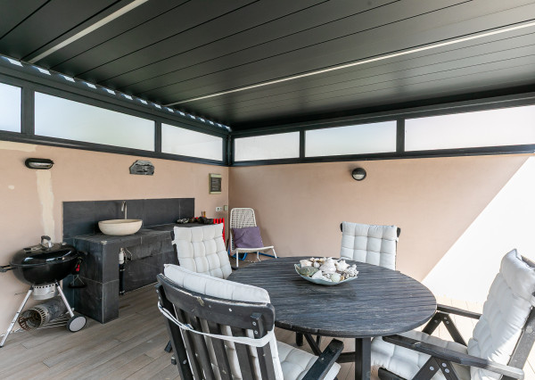 PRAKTICKÝ 5izb-rod.dom s bazénom v obľúbenej časti Malaciek.