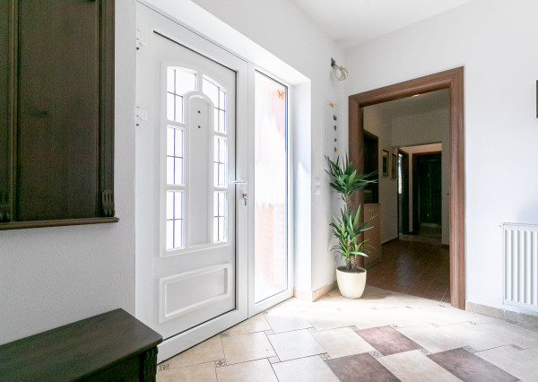 PREDANÉ-rod.dom s krásnym pozemkom v TOP tichej lokalite.