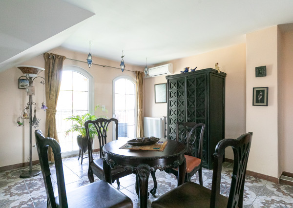 PREDANÉ-rod.dom s krásnym pozemkom v TOP tichej lokalite.