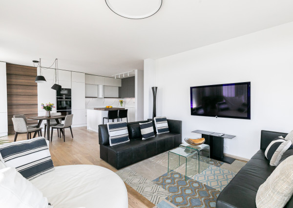 PRENAJATÉ - ZUCKERMANDEL-3 izb.byt 100m2 + loggia, parking.