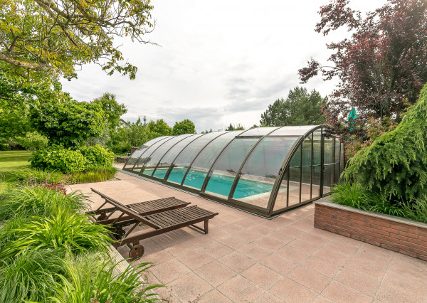 PREDANÉ - 6 izb.rodinný dom s bazénom, TOP záhradou-ZB.