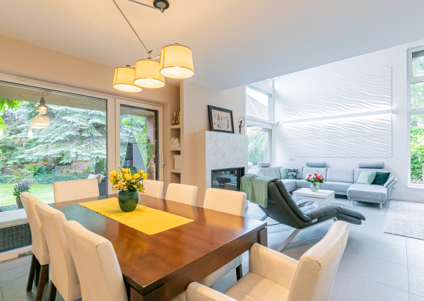 PREDANÉ - 6 izb.rodinný dom s bazénom, TOP záhradou-ZB.