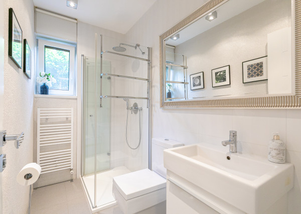 PREDANÉ - 6 izb.rodinný dom s bazénom, TOP záhradou-ZB.