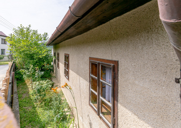 REZERVOVANÉ-rod.dom v tesnej blízkosti lesa-BORINKA.