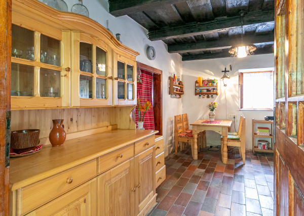 REZERVOVANÉ-rod.dom v tesnej blízkosti lesa-BORINKA.