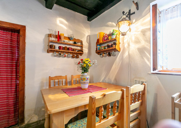 REZERVOVANÉ-rod.dom v tesnej blízkosti lesa-BORINKA.