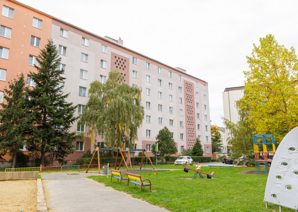 Predaj menšej garsónky s potenciálom - BA Nové mesto