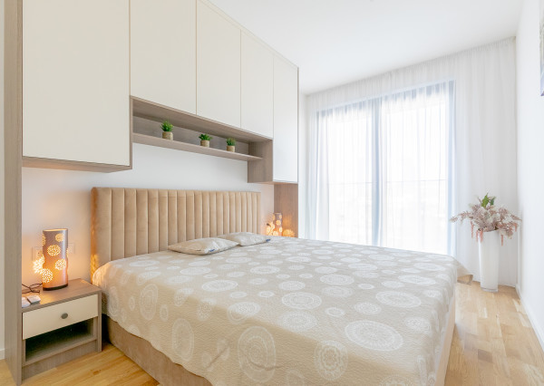 Úplne NOVÝ zariadený 3 izb.byt METROPOLIS + parking, pivnica.