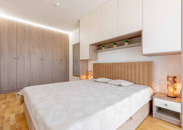 Úplne NOVÝ zariadený 3 izb.byt METROPOLIS + parking, pivnica.