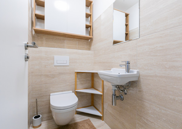 Úplne NOVÝ zariadený 3 izb.byt METROPOLIS + parking, pivnica.