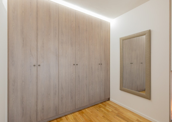 Úplne NOVÝ zariadený 3 izb.byt METROPOLIS + parking, pivnica.