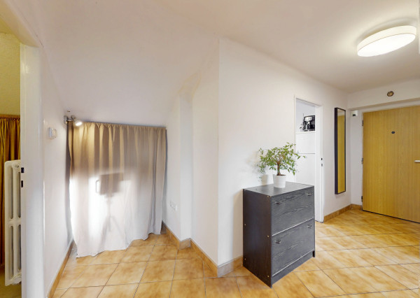 Predaj 2-izbový byt s veľkým balkónom, Lužická, Staré Mesto