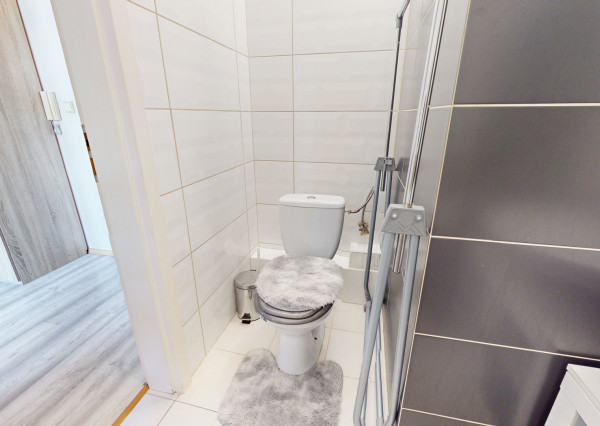 Predaj - moderne zariadená garzónka – Stará Vajnorská BA III