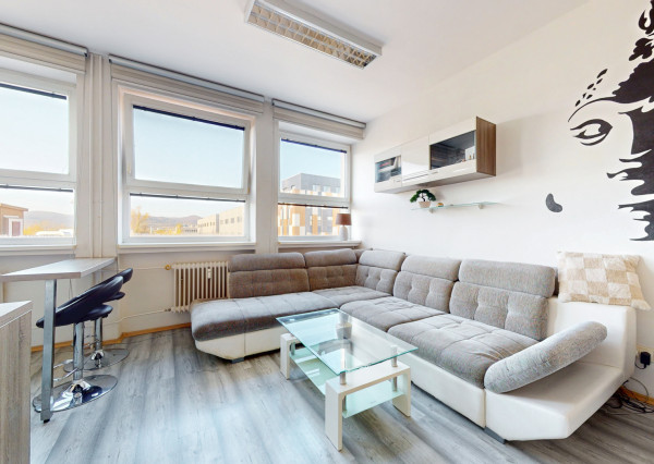 Predaj - moderne zariadená garzónka – Stará Vajnorská BA III