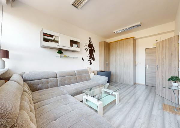 Predaj - moderne zariadená garzónka – Stará Vajnorská BA III