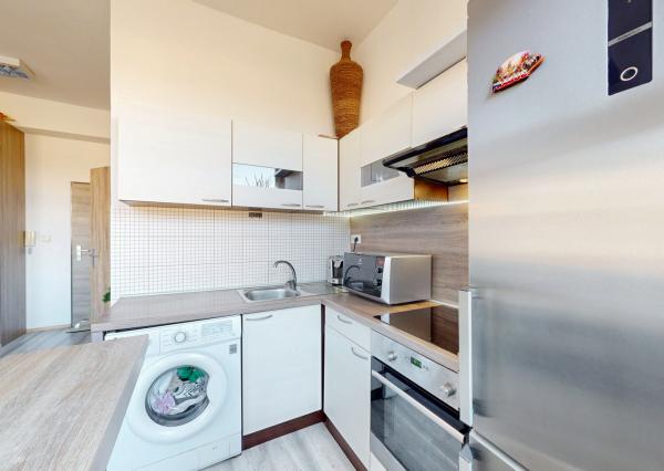 Predaj - moderne zariadená garzónka – Stará Vajnorská BA III