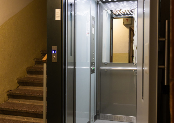 Svetlý 2-izbový byt po rekonštrukcii v Ružinove – Jašíková