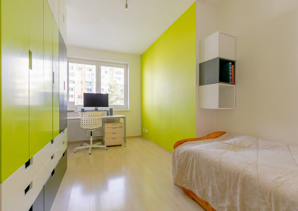 PRIESTRANNÝ 3 izb.byt, garáž, klimatizácia v TOP časti BA IV