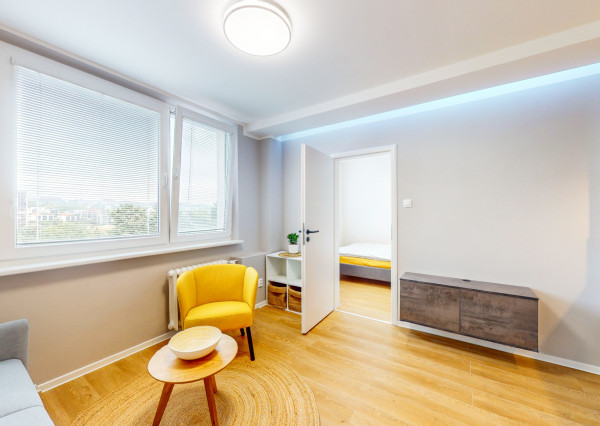 3,5-izbový byt po rekonštrukcii s balkónom, Račianska