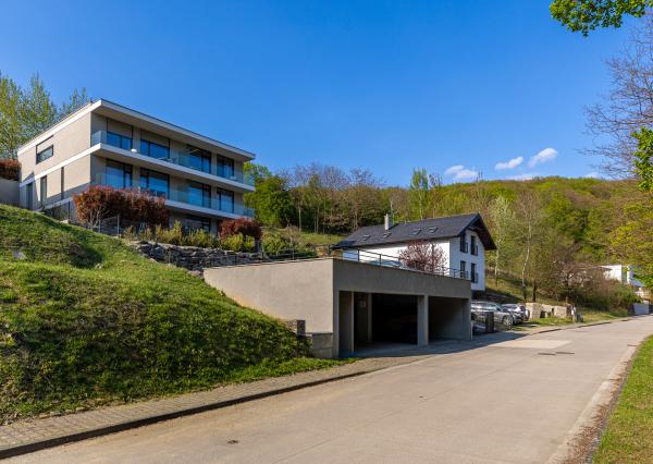 NOVOSTAVBA-5 izb.mezonet 165 m2,kompletne zariadený+ZÁHRADKA.