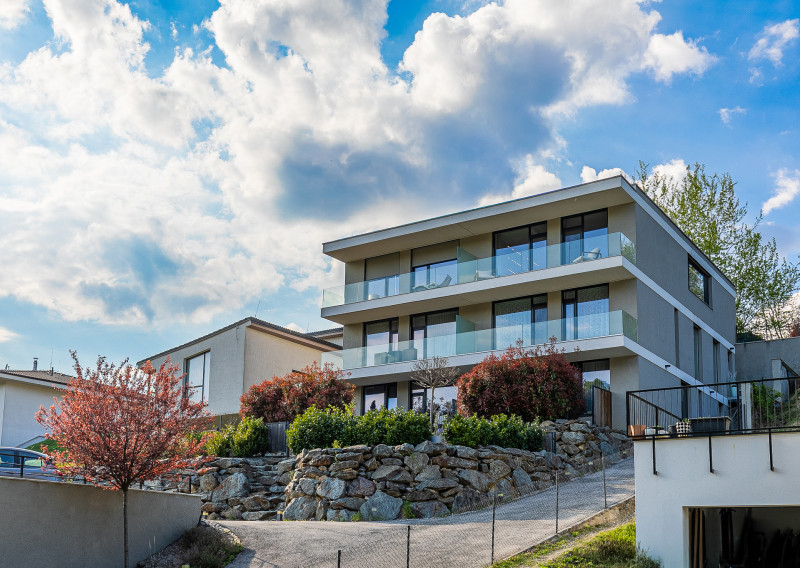 NOVOSTAVBA-5 izb.mezonet 165 m2,kompletne zariadený+ZÁHRADKA